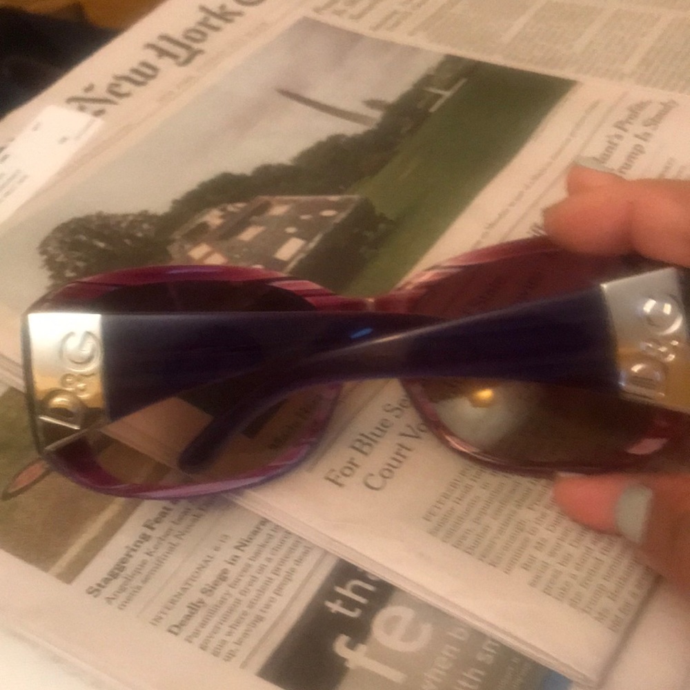 ❤️100% AUTHENTIC DOLCE&GABBANA SUNGLASSES❤️ - Picture 3 of 3